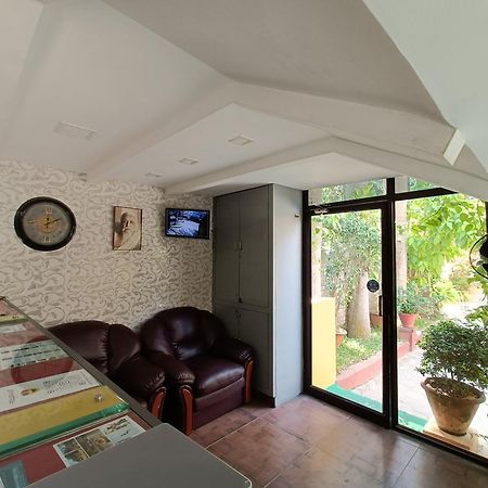 Poppys Olive De' Villa Auroville Eksteriør bilde